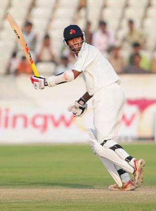 Wasim Jaffer 's century set up West Zone's 218-run win over East Zone in the final of the Deodhar Trophy in Cuttack © ESPNcricinfo Ltd